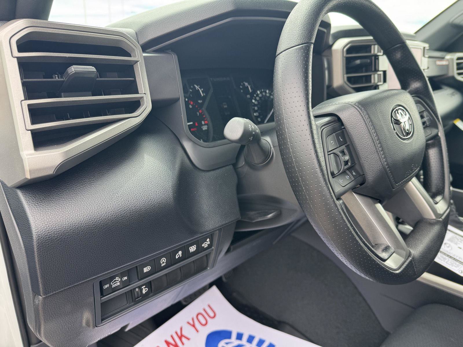 New 2026 Toyota Tundra SR5 AWD/4WD image 32