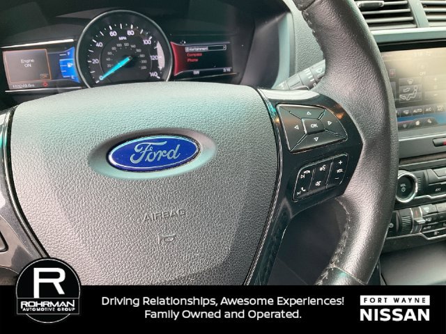 Used 2016 Ford Explorer XLT w/ Equipment Group 201A AWD/4WD image 22