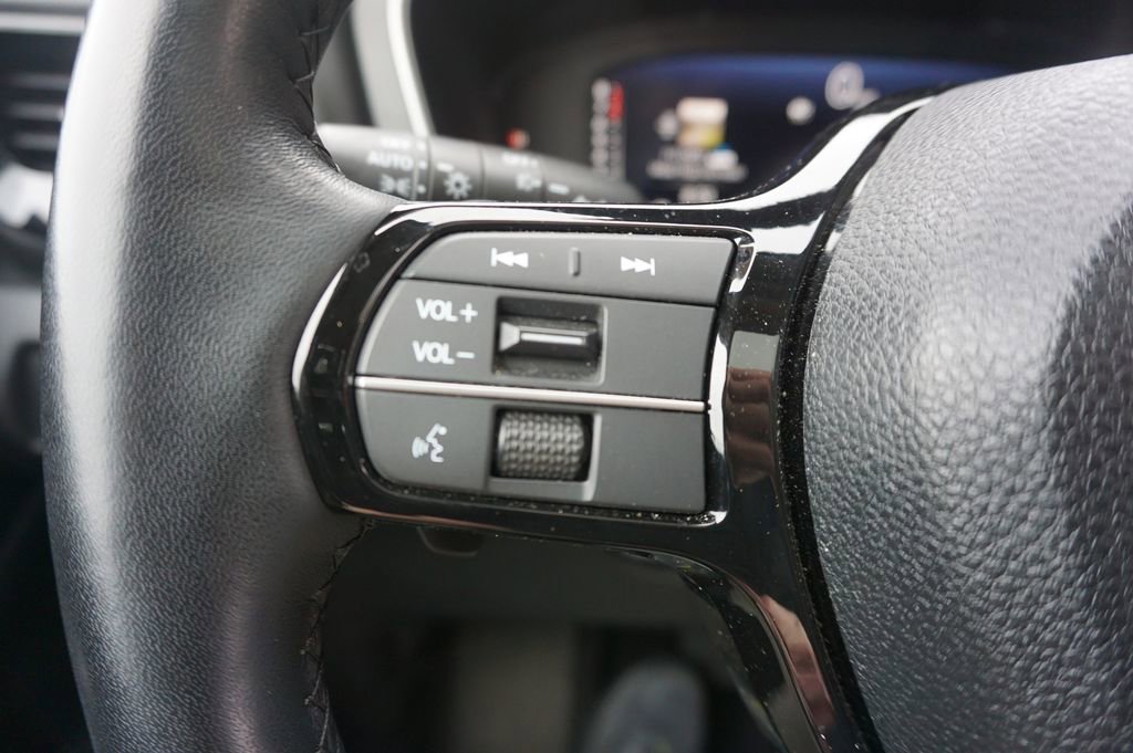 Used 2024 Honda Pilot Elite image 8
