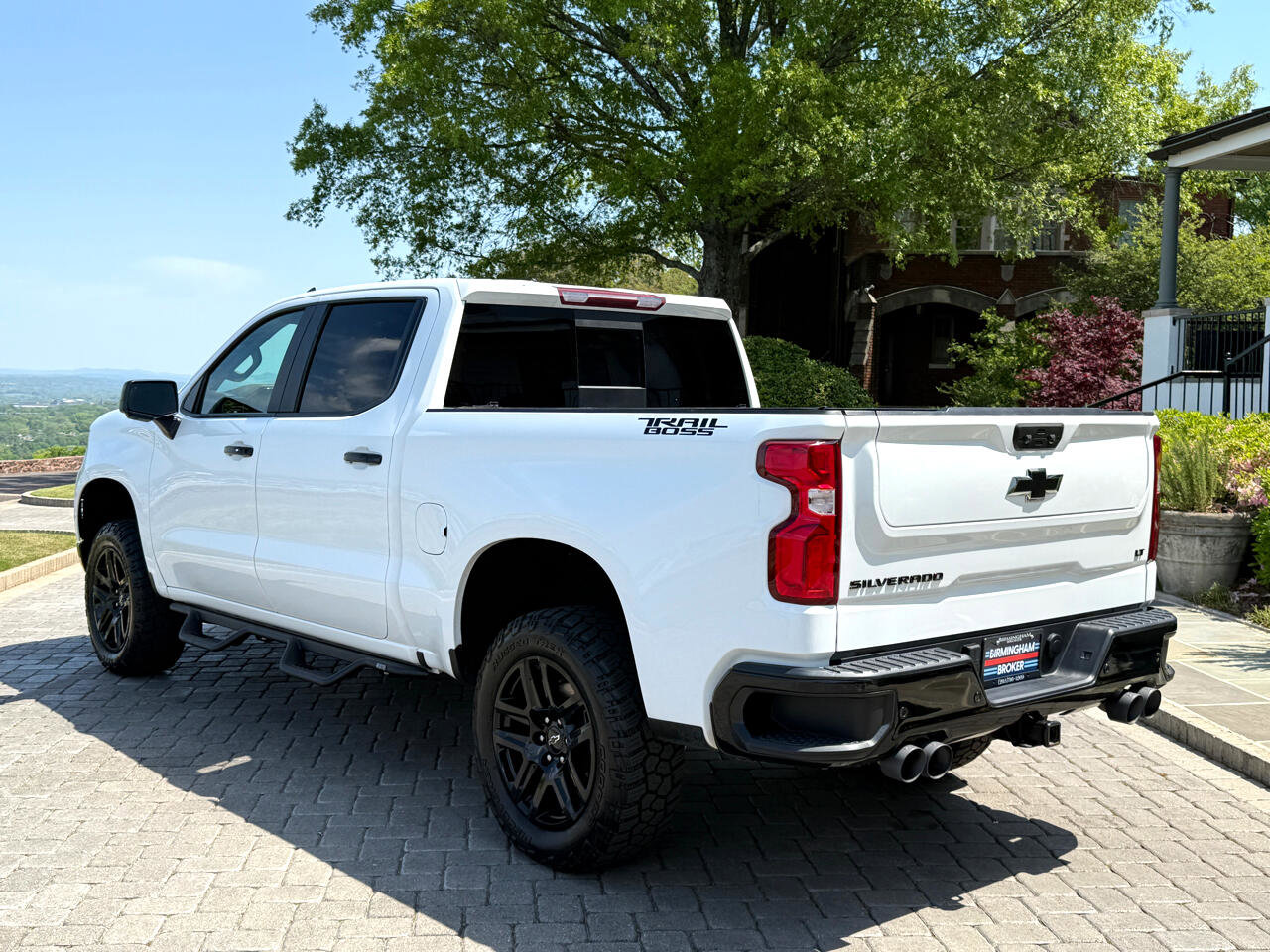 Used 2022 Chevrolet Silverado 1500 LT Trail Boss w/ LT Trail Boss Premium Package image 11