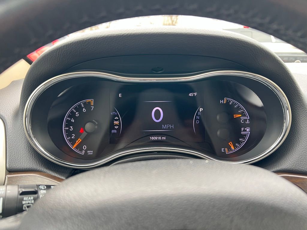 Used 2017 Jeep Grand Cherokee Limited image 40