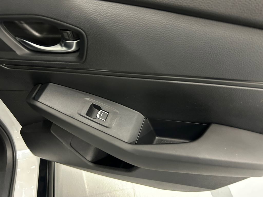 Used 2023 Honda Accord Sport image 25