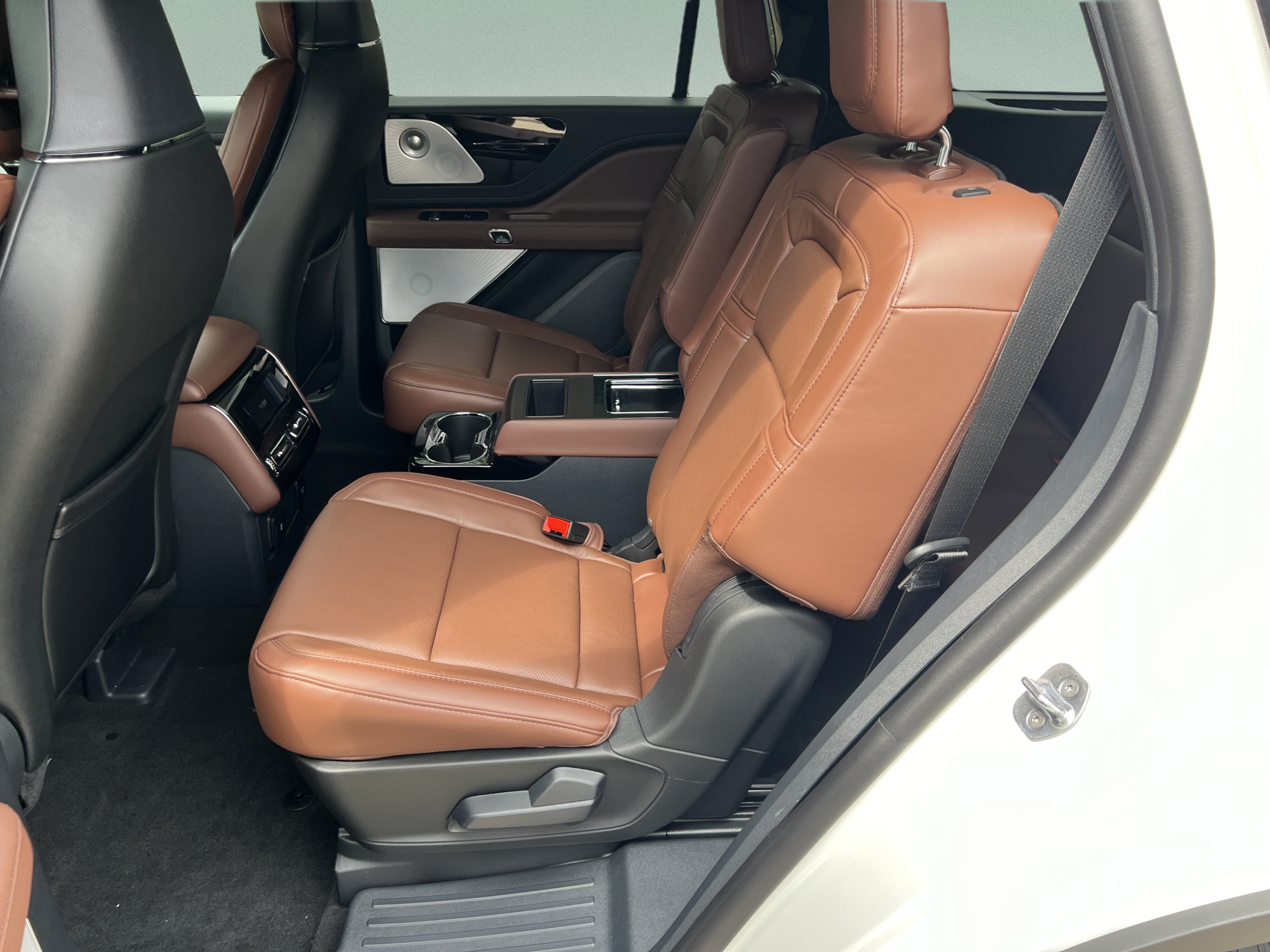 New 2026 Lincoln Aviator Reserve AWD/4WD image 24