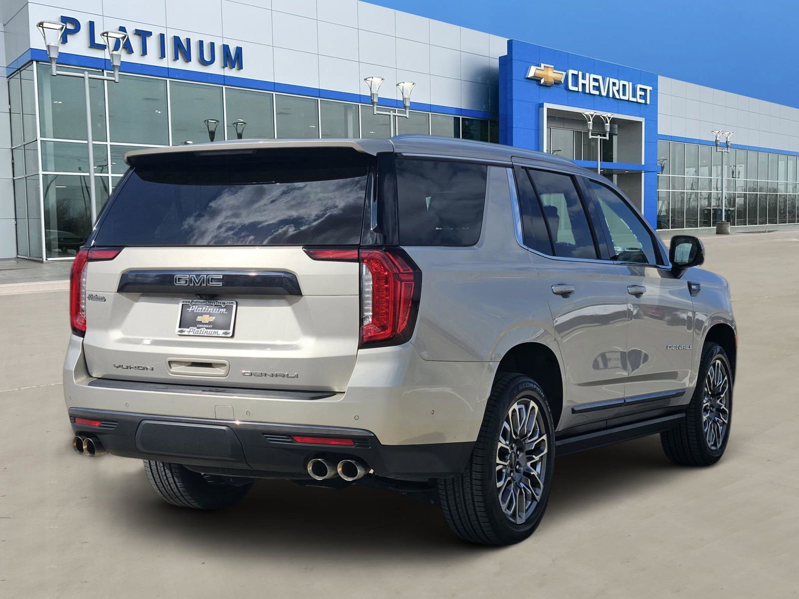 Certified 2023 GMC Yukon Denali Ultimate image 5