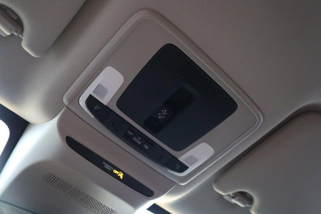 New 2026 Honda HR-V EX-L image 17