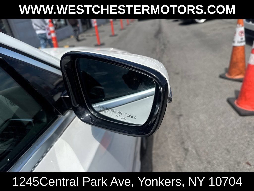 Used 2021 BMW 330e xDrive w/ Driving Assistance Package AWD/4WD image 12