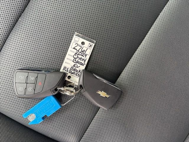 Used 2024 Chevrolet Blazer EV LT image 32