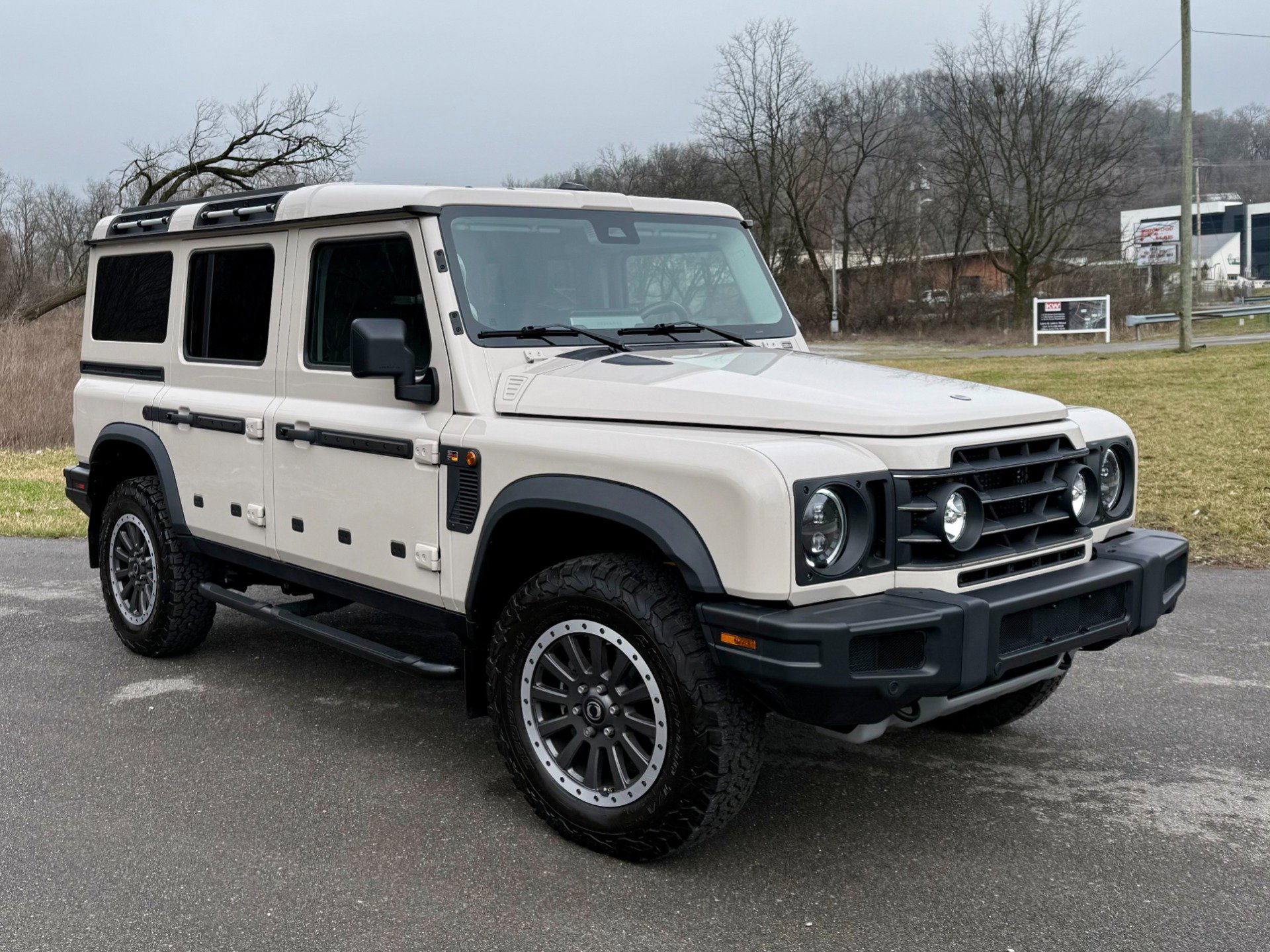 Used 2025 INEOS Grenadier image 1