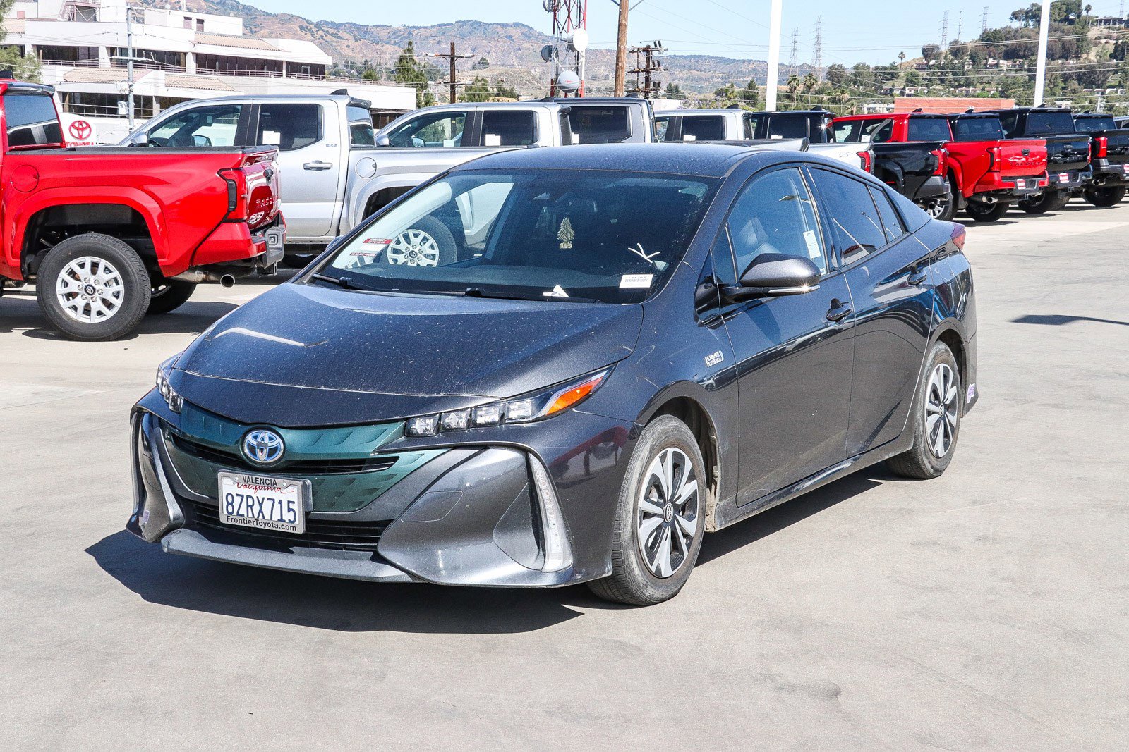 Certified 2018 Toyota Prius Prime Premium FWD image 3