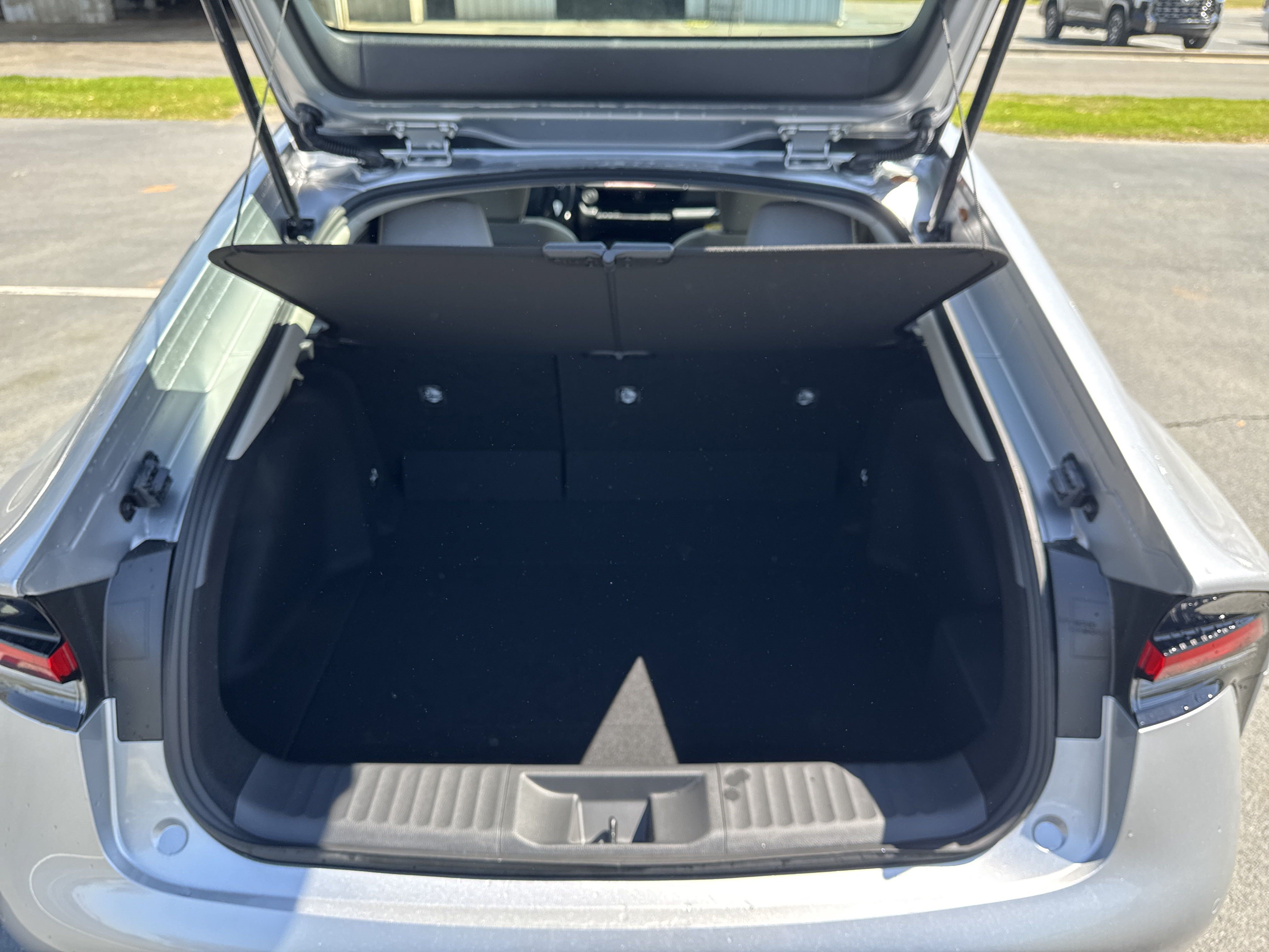 New 2024 Toyota Prius LE FWD image 35