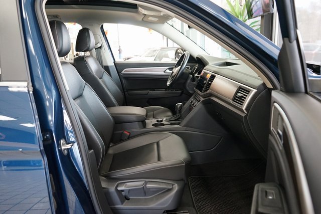 Used 2021 Volkswagen Atlas SE image 42