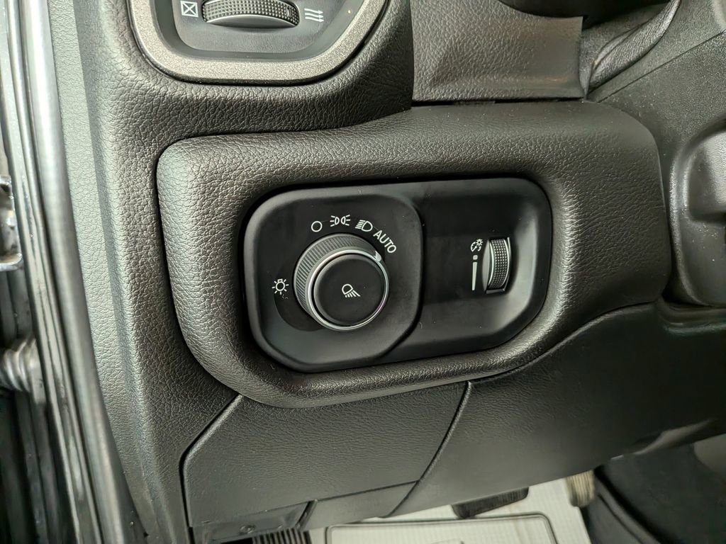 Used 2022 RAM 2500 Tradesman image 16