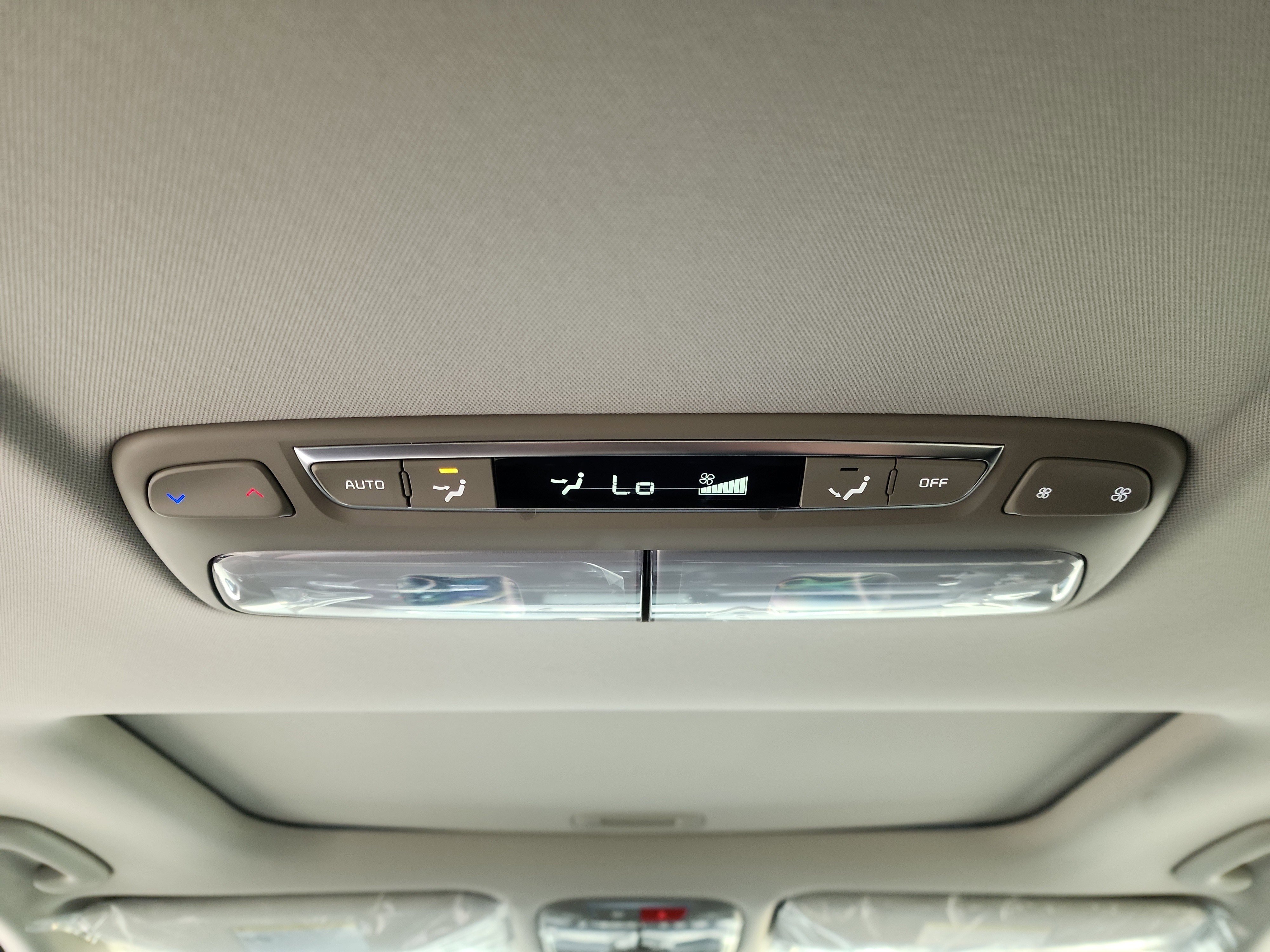 New 2025 Kia Telluride EX w/ EX Captain's Chair Package image 8