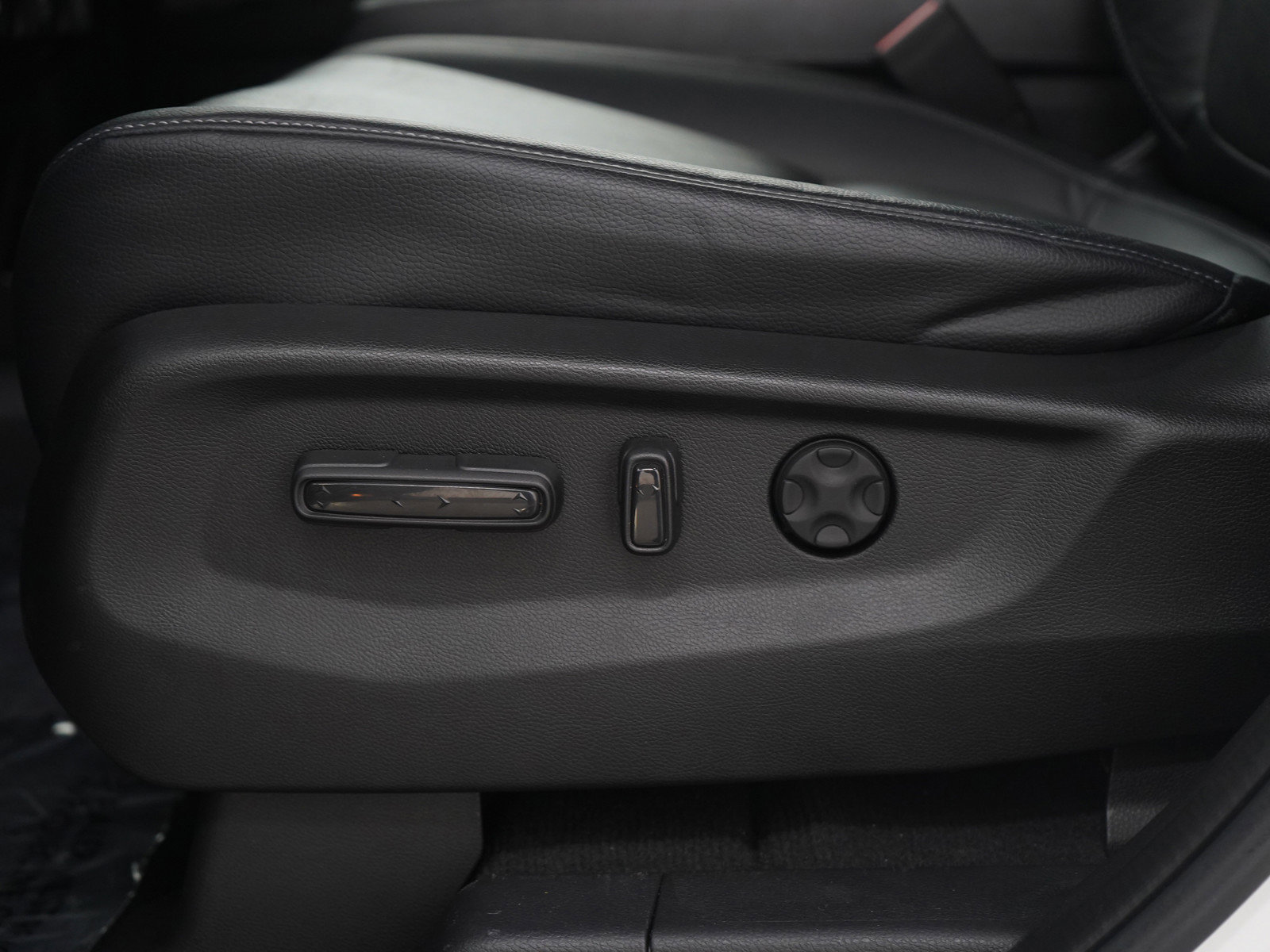 Used 2023 Honda Odyssey Touring image 32