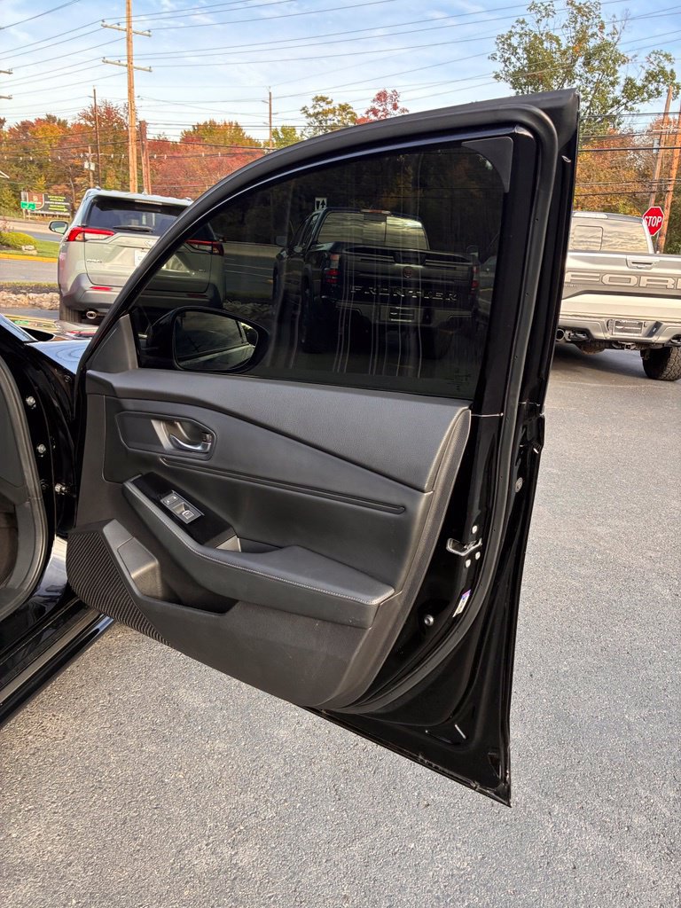 Used 2025 Honda Accord Touring image 19