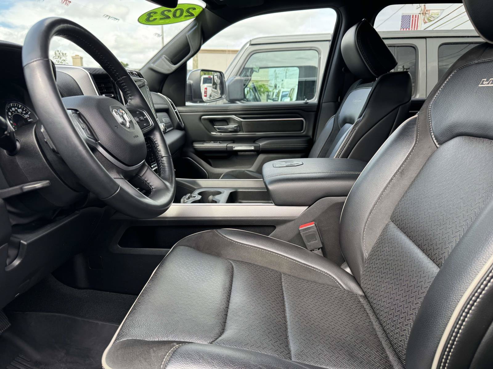 Used 2023 RAM 1500 Laramie AWD/4WD image 13