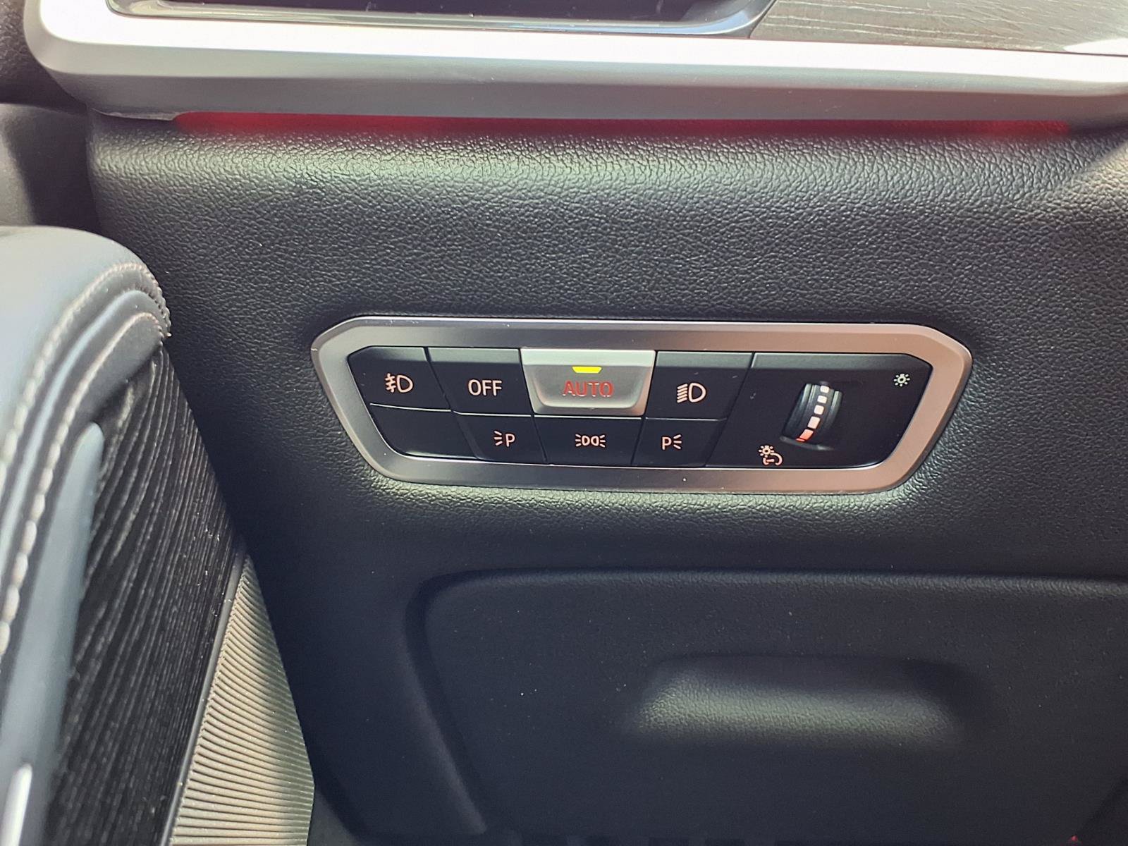 Used 2019 BMW X7 xDrive40i w/ Premium Package AWD/4WD image 10