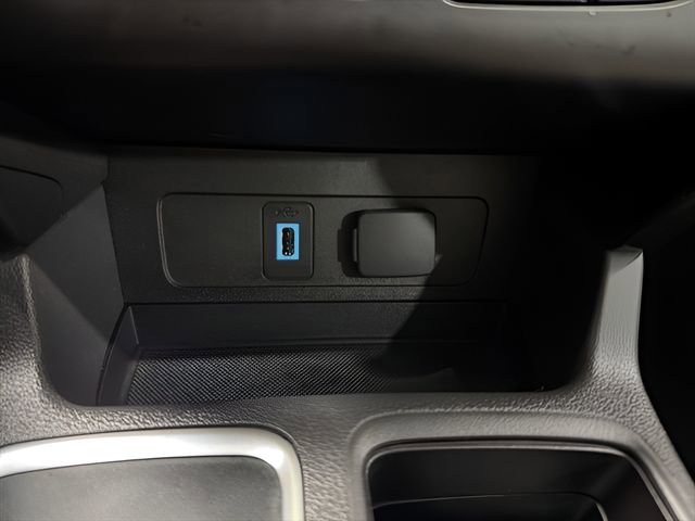 Used 2017 Ford Escape Titanium image 23