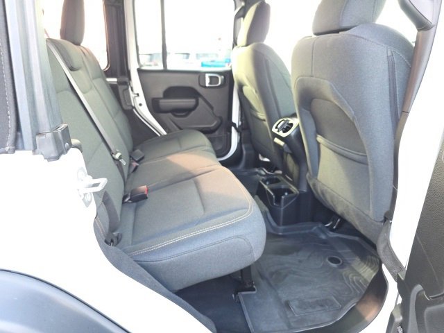 Used 2024 Jeep Wrangler Willys image 43