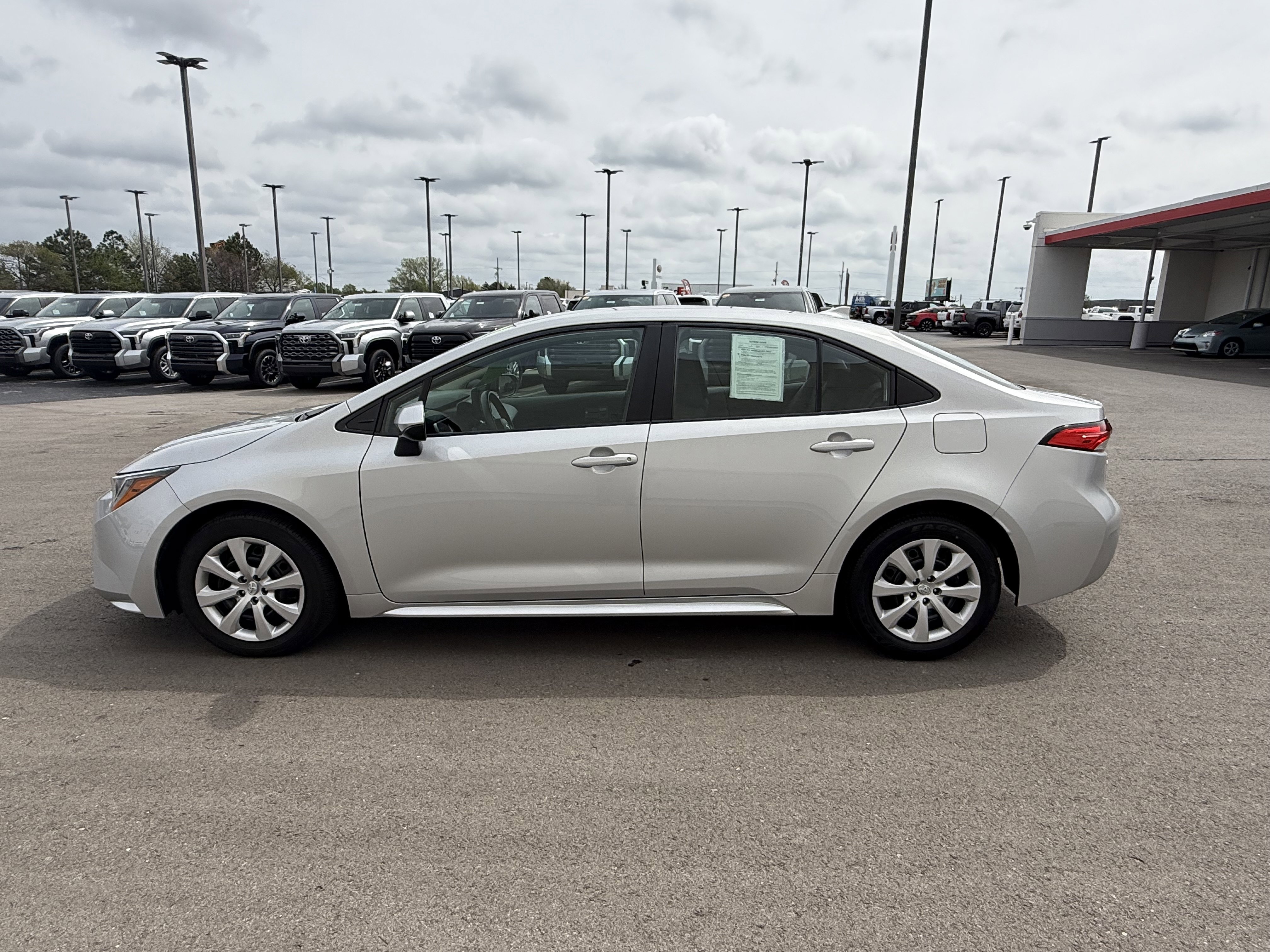 Certified 2024 Toyota Corolla LE FWD image 15