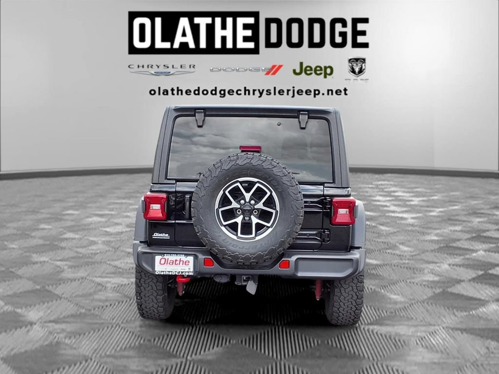 Certified 2025 Jeep Wrangler Unlimited Rubicon AWD/4WD image 28