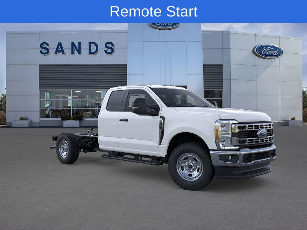 New 2025 Ford F350 XL w/ XL Chrome Package image 7