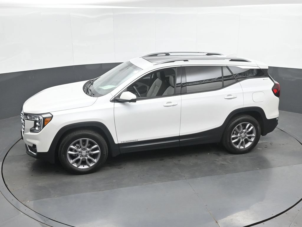 Used 2024 GMC Terrain SLT w/ Infotainment Package II AWD/4WD image 37
