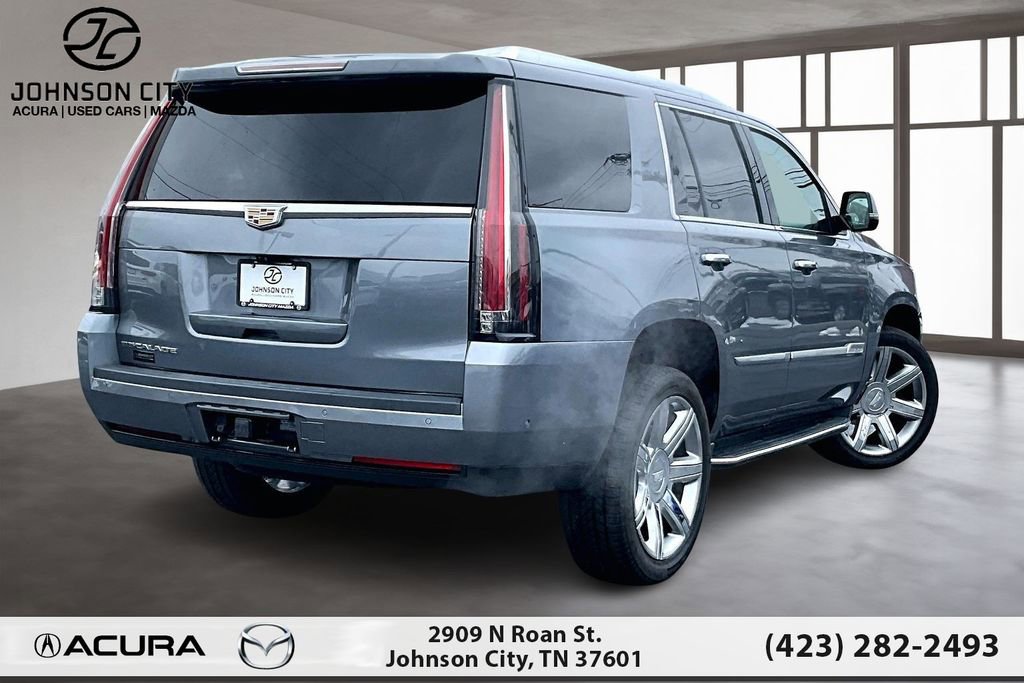 Used 2019 Cadillac Escalade Luxury image 2