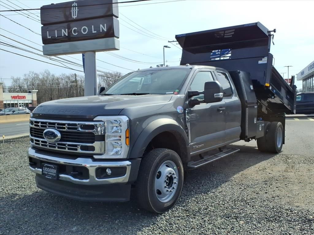 New 2026 Ford F550 4x4 Supercab Super Duty image 3