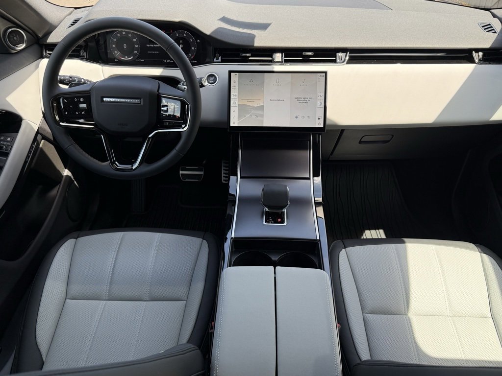 New 2026 Land Rover Range Rover Evoque Dynamic SE image 18