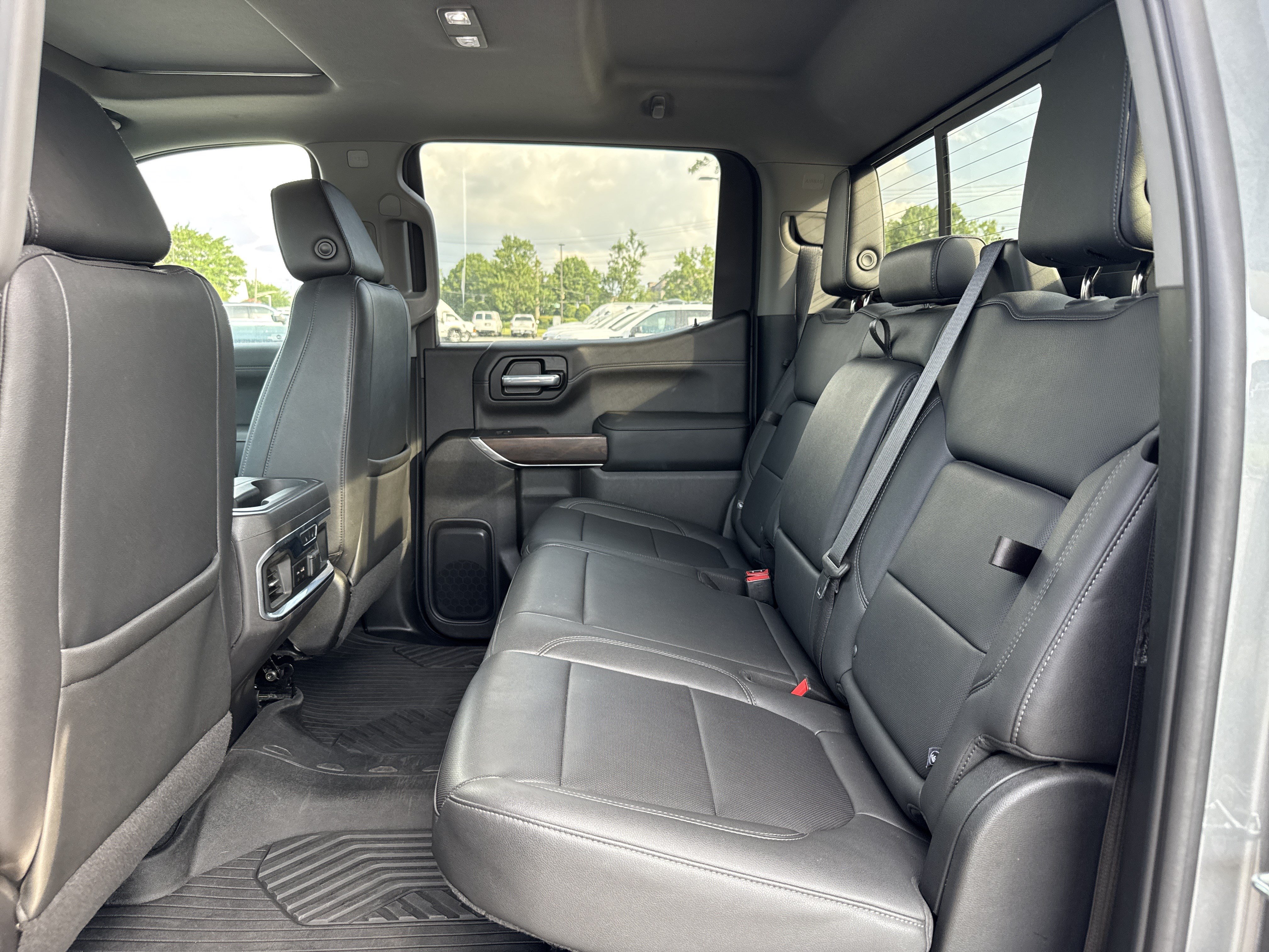 Used 2021 GMC Sierra 1500 SLT w/ SLT Premium Plus Package AWD/4WD image 31