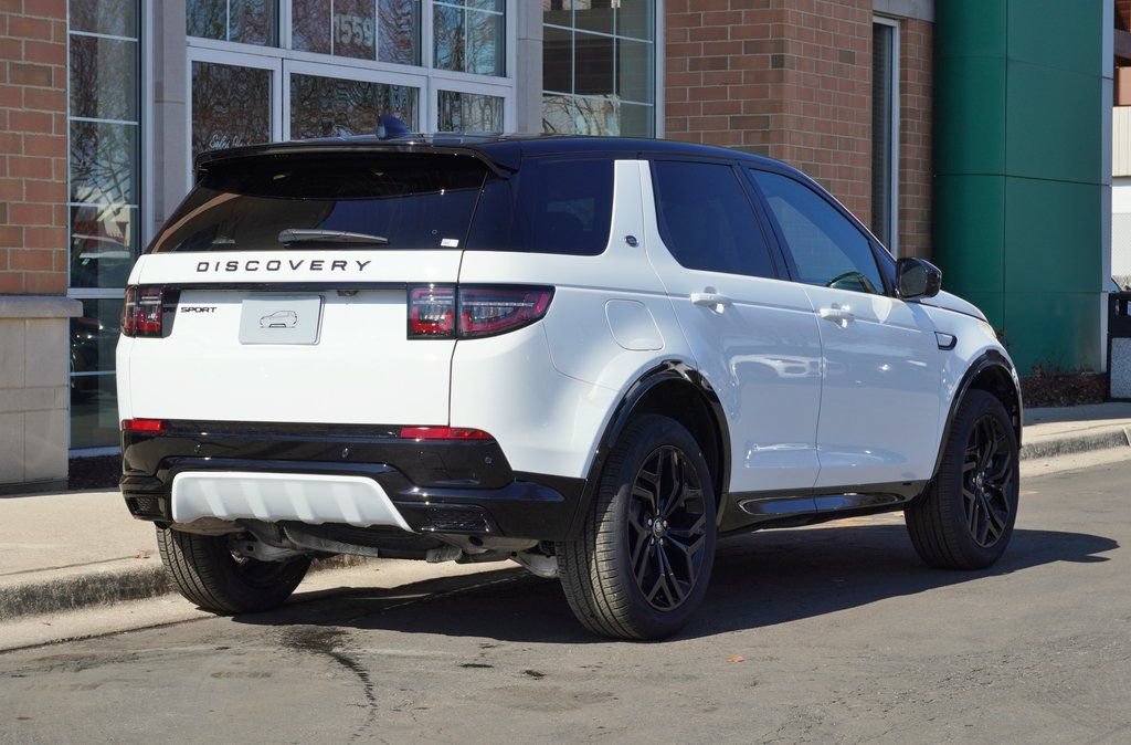 Certified 2026 Land Rover Discovery Sport Landmark AWD/4WD image 6