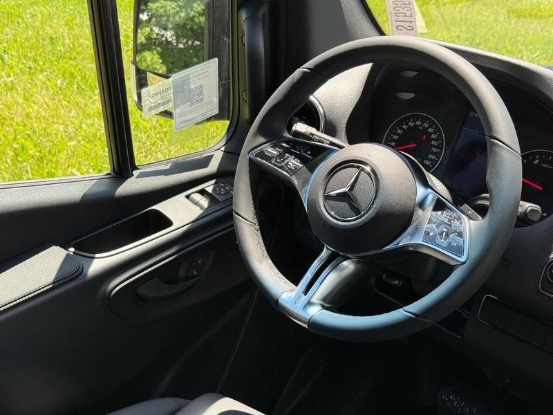 New 2026 Mercedes-Benz Sprinter 2500 image 9