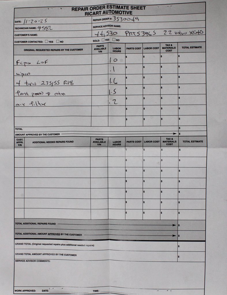 Used 2022 Volvo XC40 T5 Inscription image 6