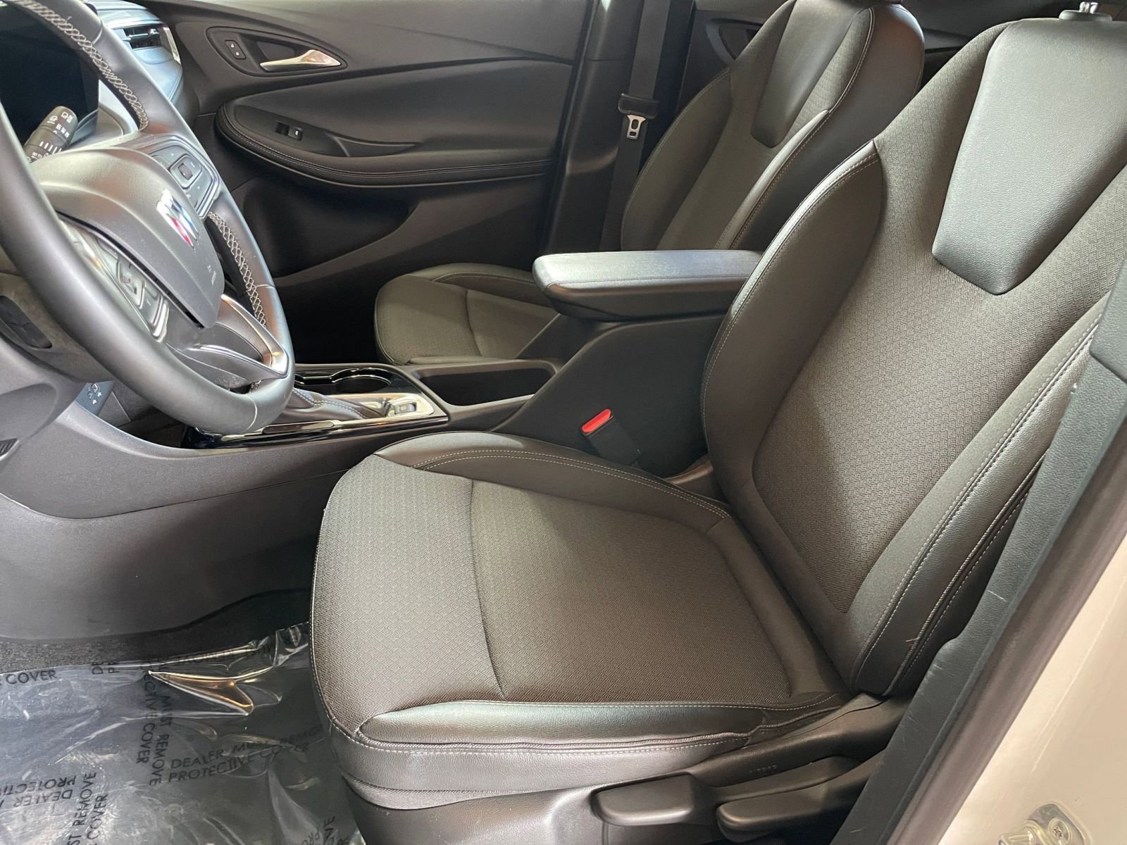 Used 2025 Buick Encore GX Preferred image 25