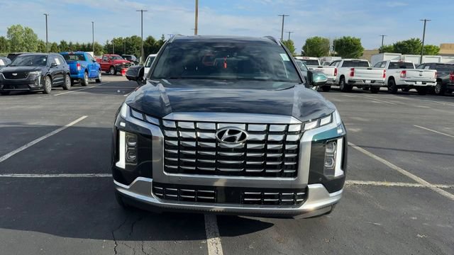 Used 2025 Hyundai Palisade Calligraphy AWD/4WD image 3