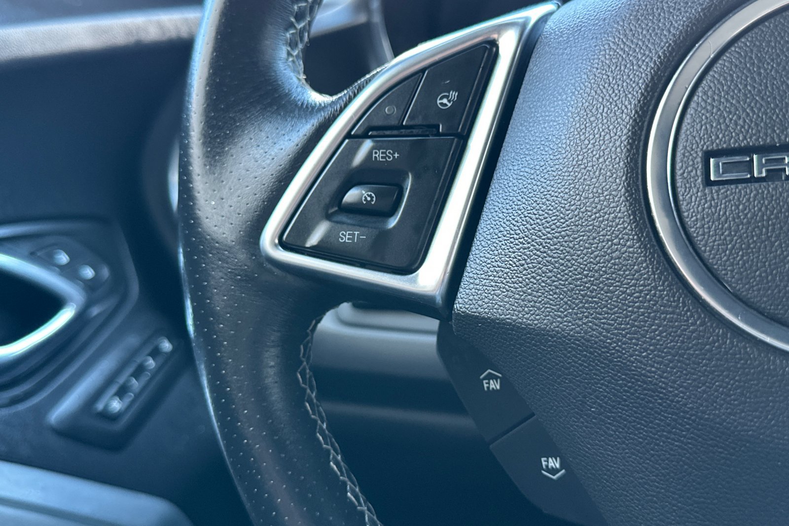 Used 2016 Chevrolet Camaro LT RWD image 35