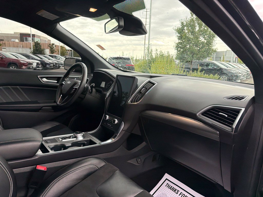 Used 2023 Ford Edge ST AWD/4WD image 12