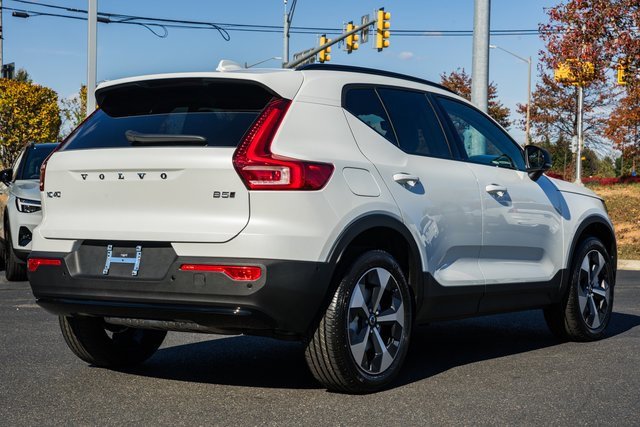 New 2026 Volvo XC40 B5 Plus w/ Protection Package Premier image 4