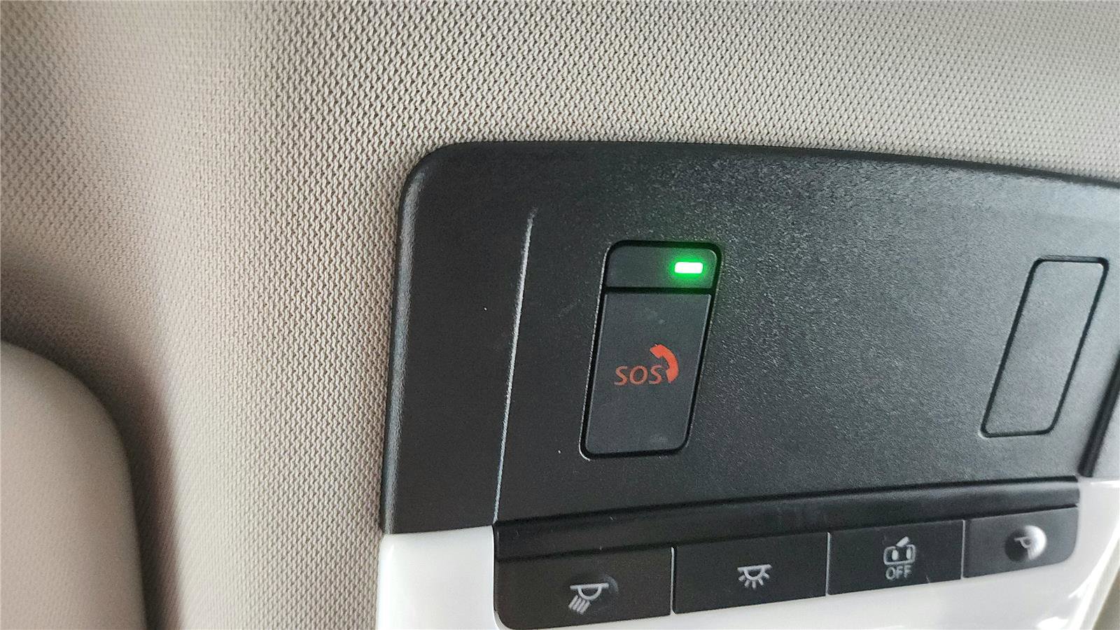 Used 2023 Nissan Rogue SV FWD image 25