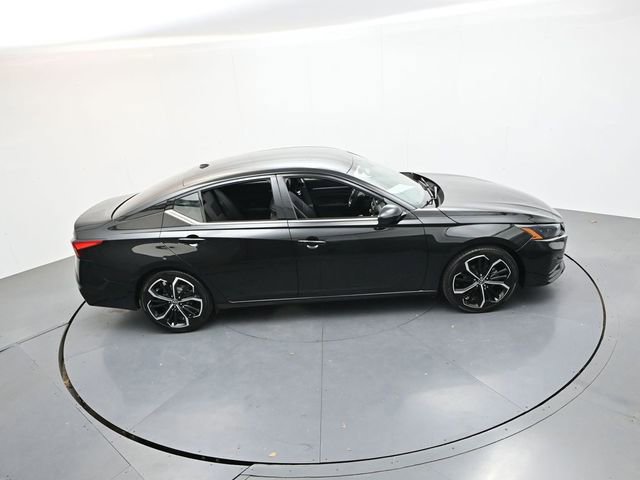Used 2023 Nissan Altima 2.5 SR FWD image 26