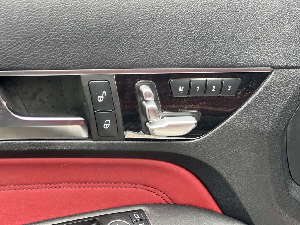 Used 2017 Mercedes-Benz E 400 Coupe image 11