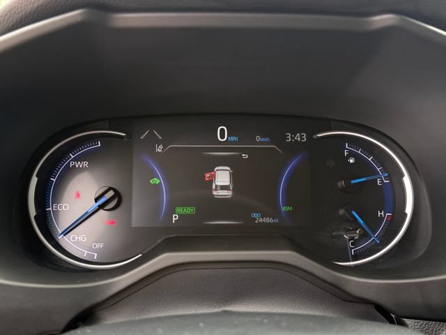 Used 2024 Toyota RAV4 XLE Premium AWD/4WD image 17