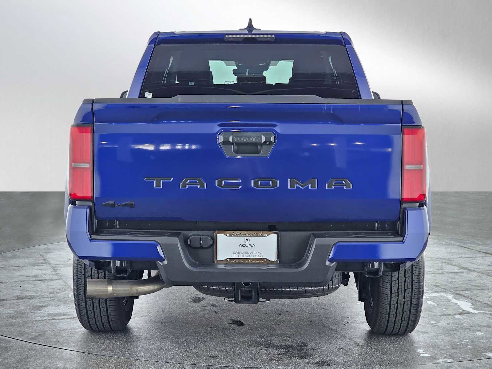 Used 2025 Toyota Tacoma TRD Sport image 4