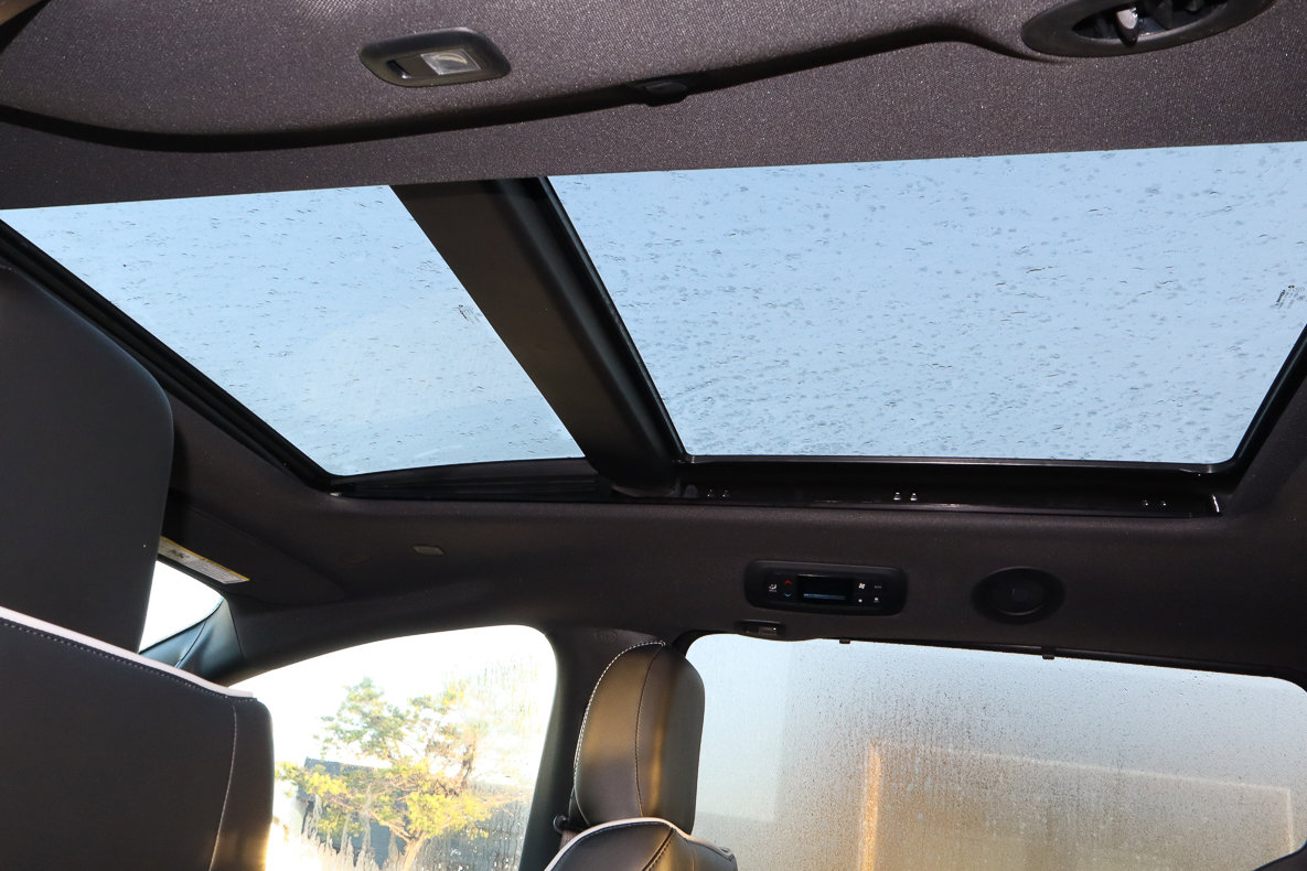 New 2026 Chrysler Pacifica Limited w/ S Appearance Package image 20