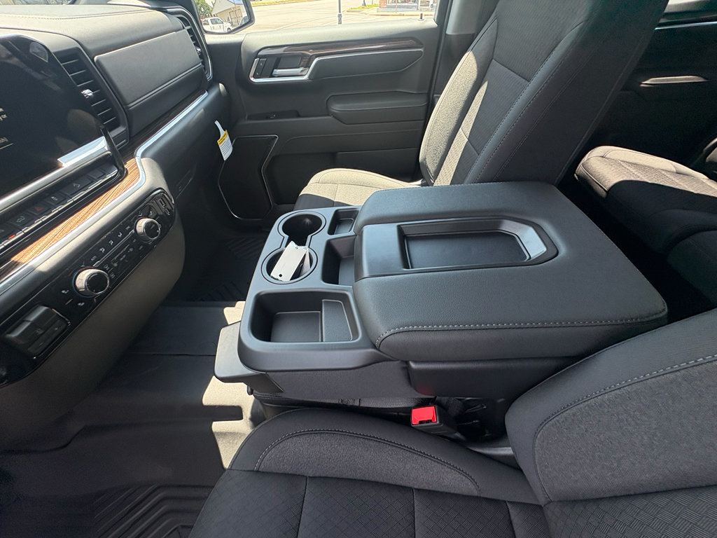 New 2026 Chevrolet Silverado 1500 RST w/ Z71 Off-Road Package AWD/4WD image 13
