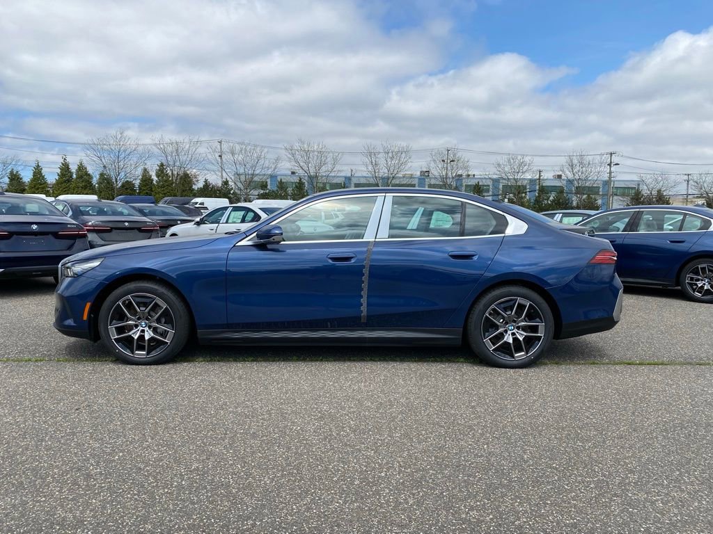New 2026 BMW i5 eDrive40 AWD/4WD image 4