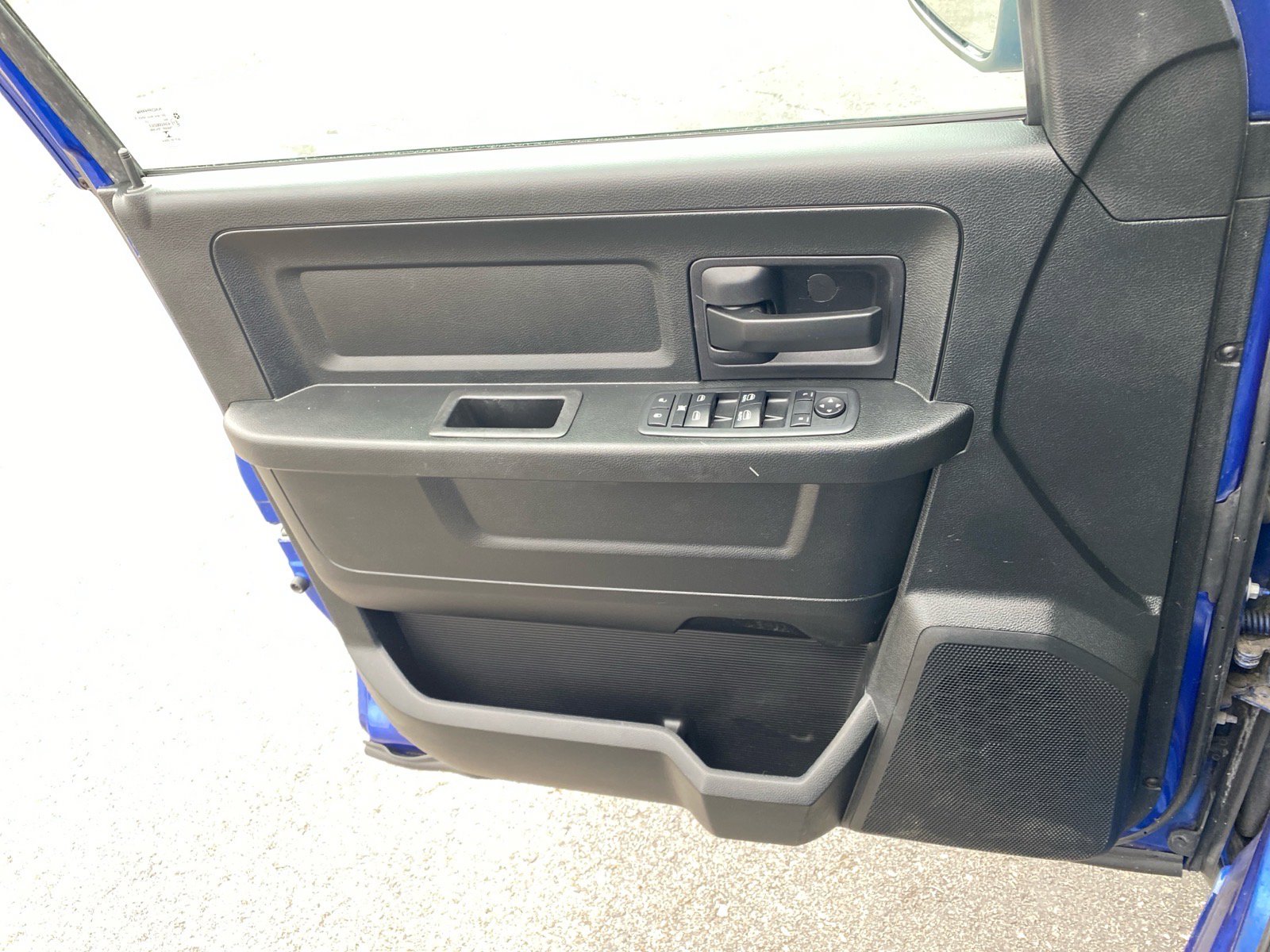 Used 2018 RAM 1500 Express image 19