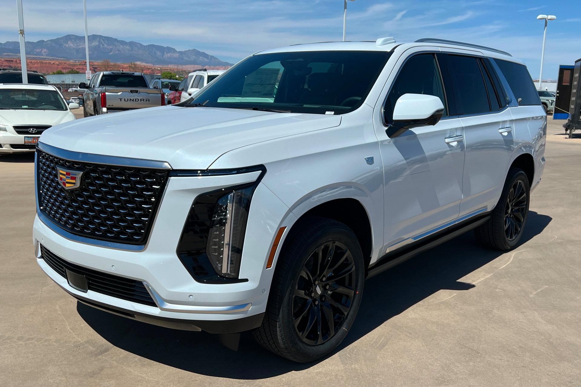New 2026 Cadillac Escalade Luxury w/ Touring Package AWD/4WD image 1