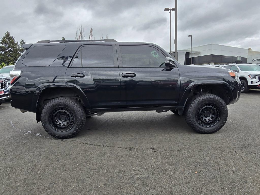 Used 2023 Toyota 4Runner TRD Off-Road Premium image 2